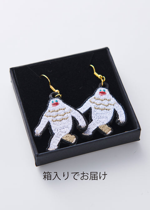 「ウォンバット」刺繍ピアス イヤリング