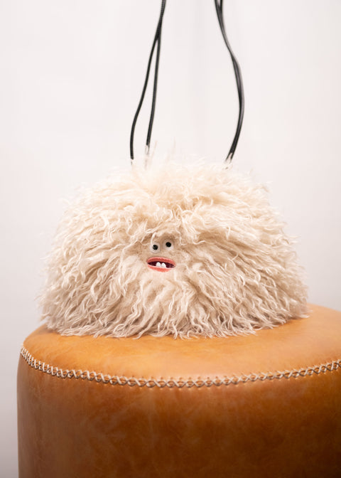 【当日発送】Paafy Nibbles ロングファー 刺繍 巾着バッグ honok