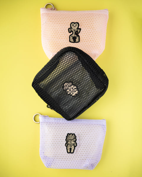 2個セット 土偶 刺繍 メッシュポーチ/ ミニポーチ かわいい レディース メンズ 小物入れ アクセサリーケース コスメポーチ 旅行用 プレゼントにも◎