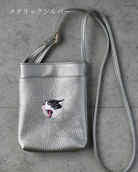 ハチワレ スマホバッグ 刺繍 ポーチ ベルト調整可能