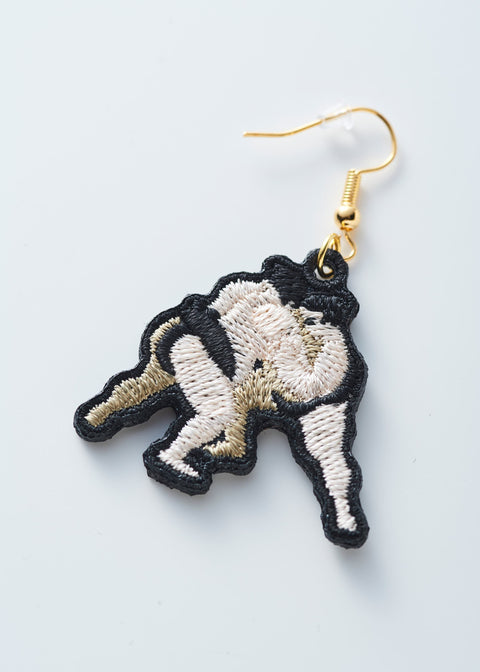 「SUMO」刺繍ピアス/イヤリング honok
