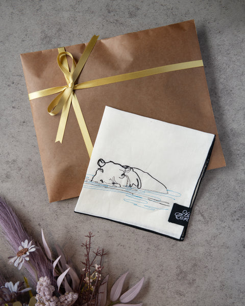 Honok Earthline リネン刺繍ハンカチ〈バク/キリン/カバ〉 honok