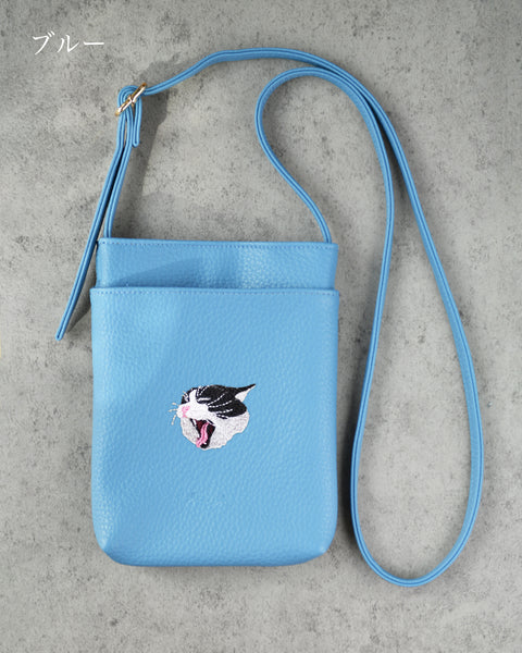 ハチワレ スマホバッグ 刺繍 ポーチ ベルト調整可能