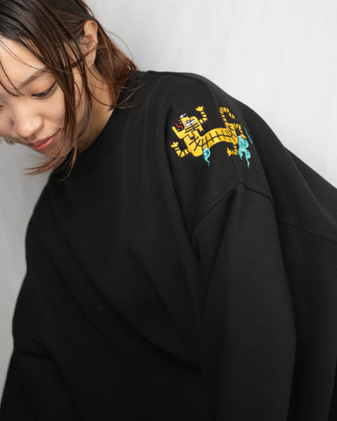「倒福と虎」 トレーナー 文字変更可能 裏起毛 ワンポイント刺繍