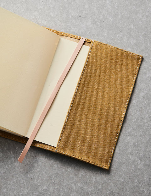 文庫サイズ 猫又 刺繍 名入れ可能 ブックカバー honok