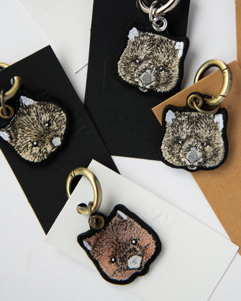 3匹セット ウォンバット「ワイン ユキ フク」刺繍キーホルダー ギフト NookNook