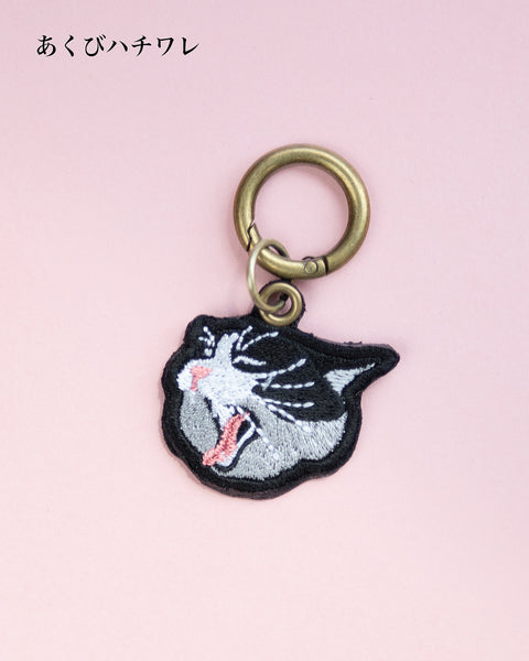 猫 刺繍キーホルダー 名入れ可能 honok