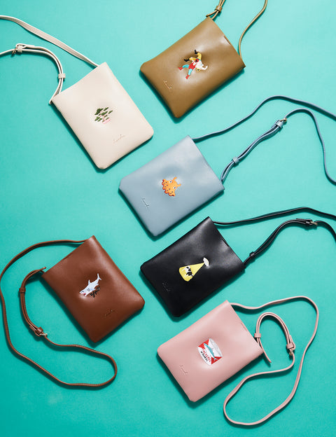 ワンポイント刺繍 スマホバッグ 刺繍 ポーチ