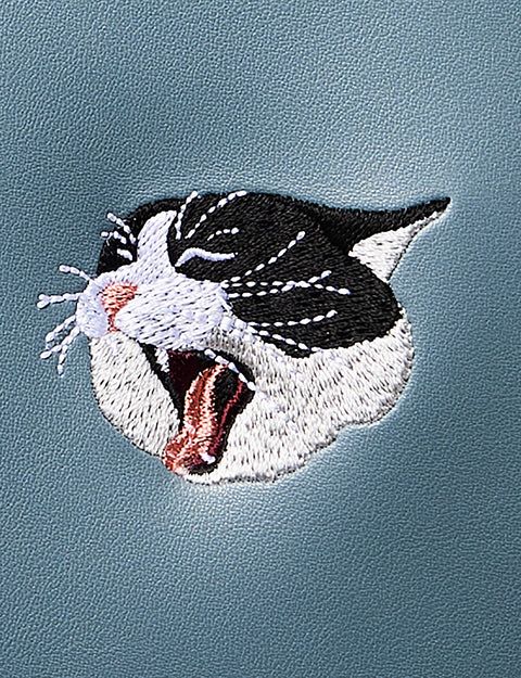 ワンポイント刺繍 あくび猫 スマホバッグ 刺繍 ポーチ honok