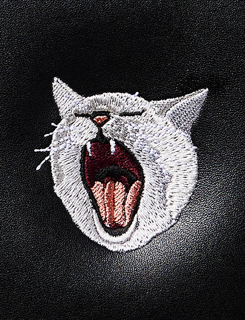 ワンポイント刺繍 あくび猫 スマホバッグ 刺繍 ポーチ honok