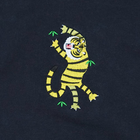 「ジャンプする虎」刺繍 キッズ トレーナー honok