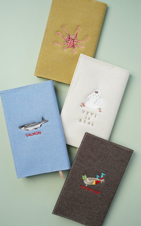 【新書サイズ】ワンポイント刺繍ブックカバー 日本製 honok