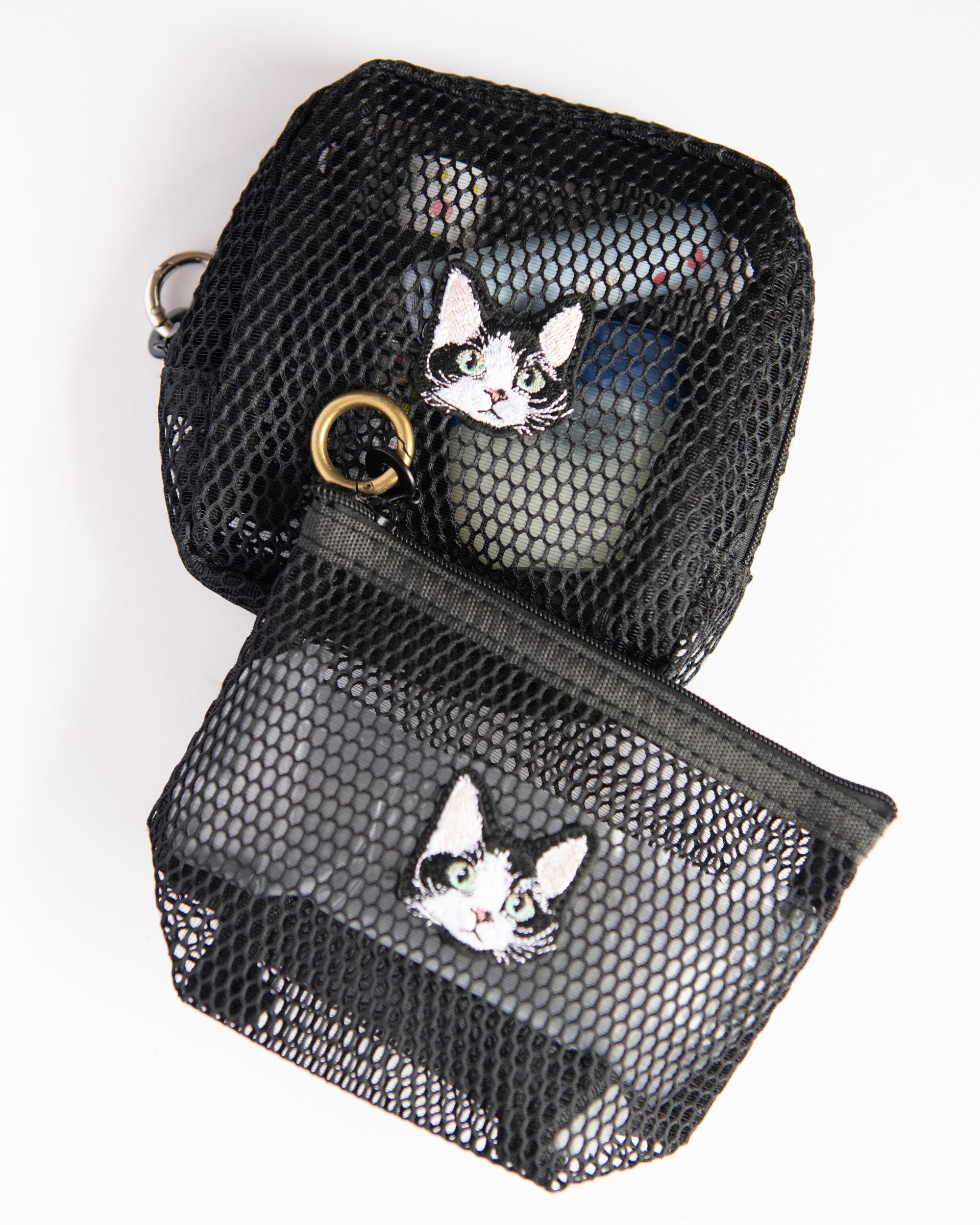 B6サイズ対応・刺繍デザインブックカバー｜honok限定クーポン