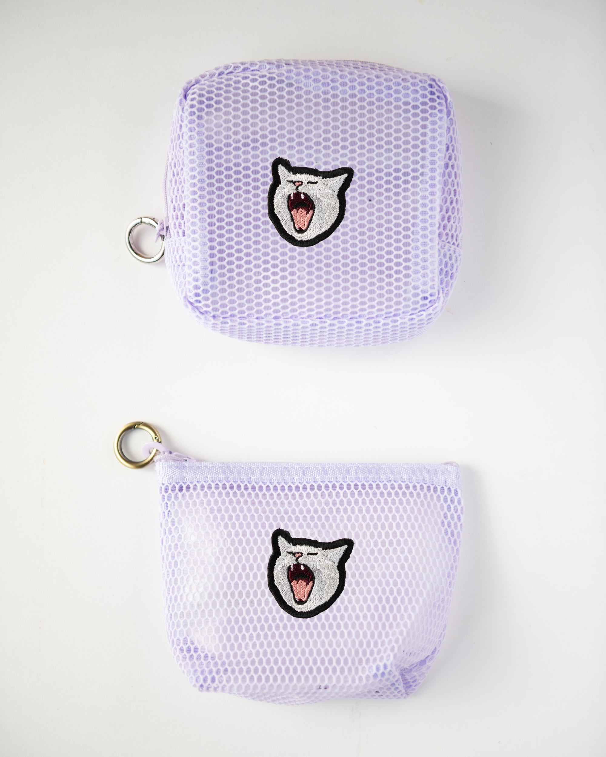 ねこのこ④ブックカバー、ポーチ B6サイズ対応・刺繍デザインブックカバー｜honok限定クーポン