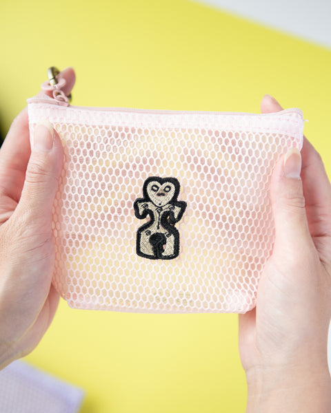 2個セット 土偶 刺繍 メッシュポーチ／ ミニポーチ かわいい レディース メンズ 小物入れ アクセサリーケース コスメポーチ 旅行用 プレゼントにも◎