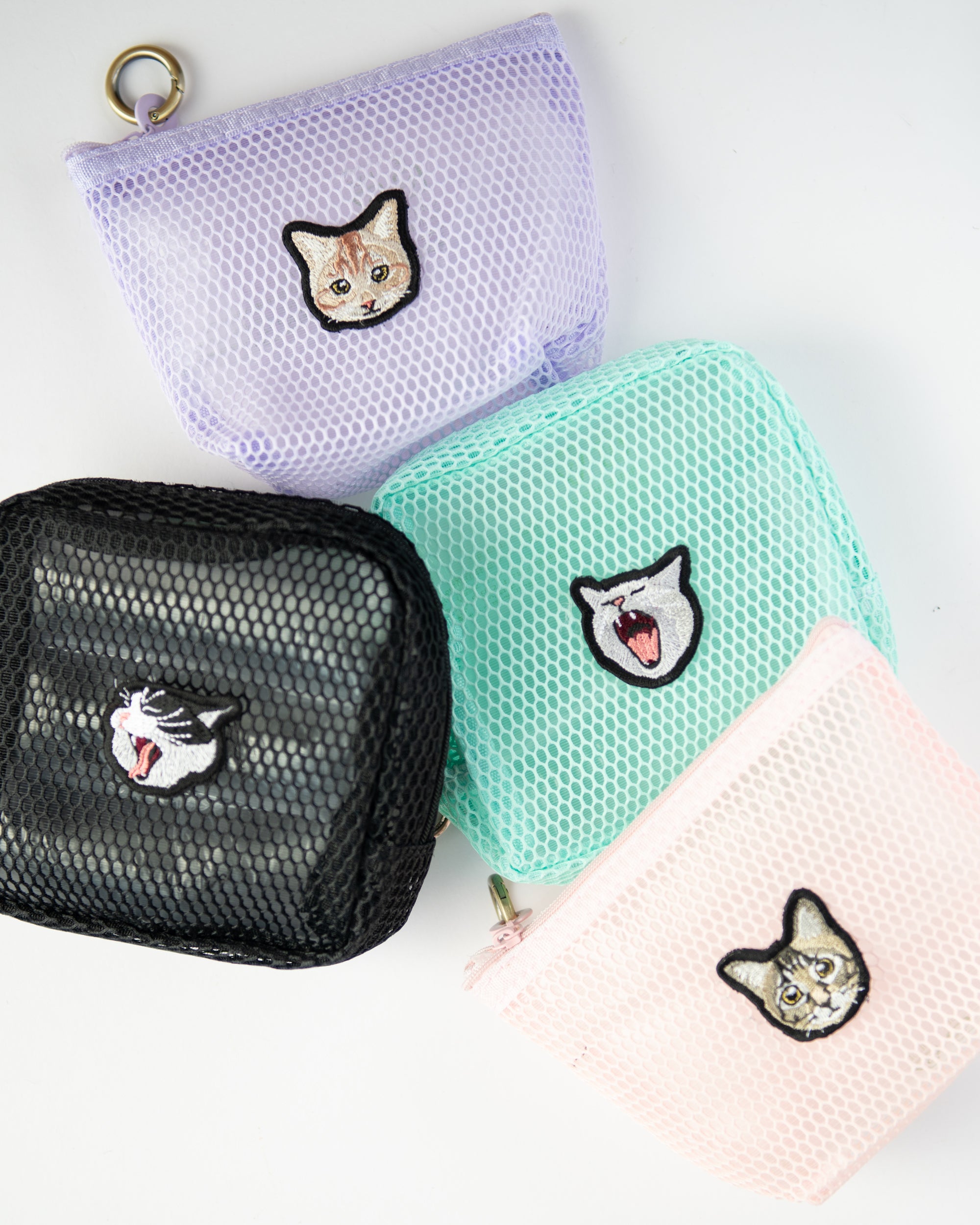 B6サイズ対応・刺繍デザインブックカバー｜honok限定クーポン