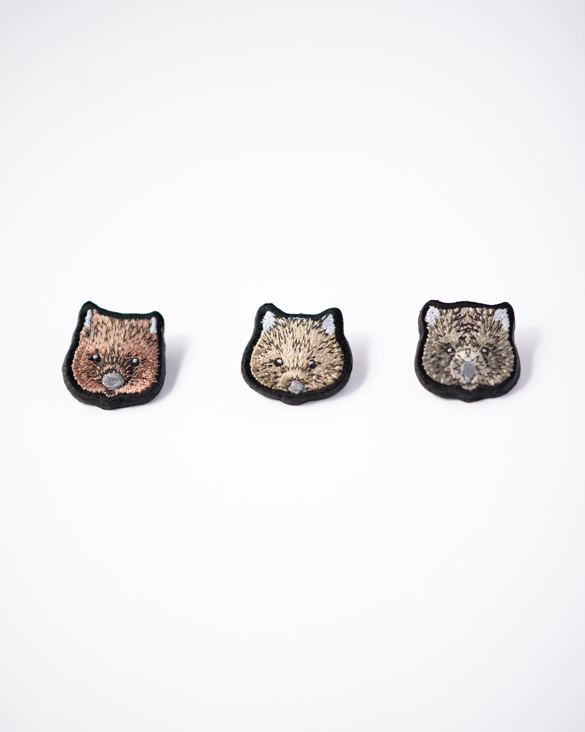 3匹セット 刺繍ピンバッジ 五月山動物園ウォンバット「ワイン ユキ