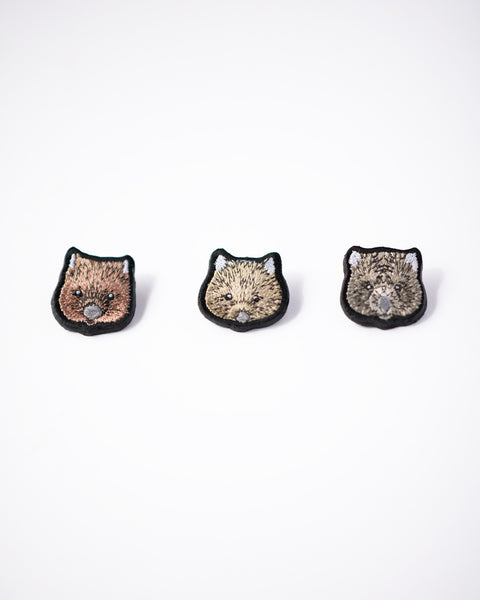 刺繍ピンバッジ  五月山動物園ウォンバット「ユキ」Nook Nook
