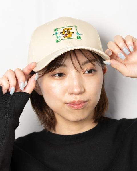 倒福と虎 キャップ 帽子 選べるサイズ M/L 刺繍　文字カスタム可能